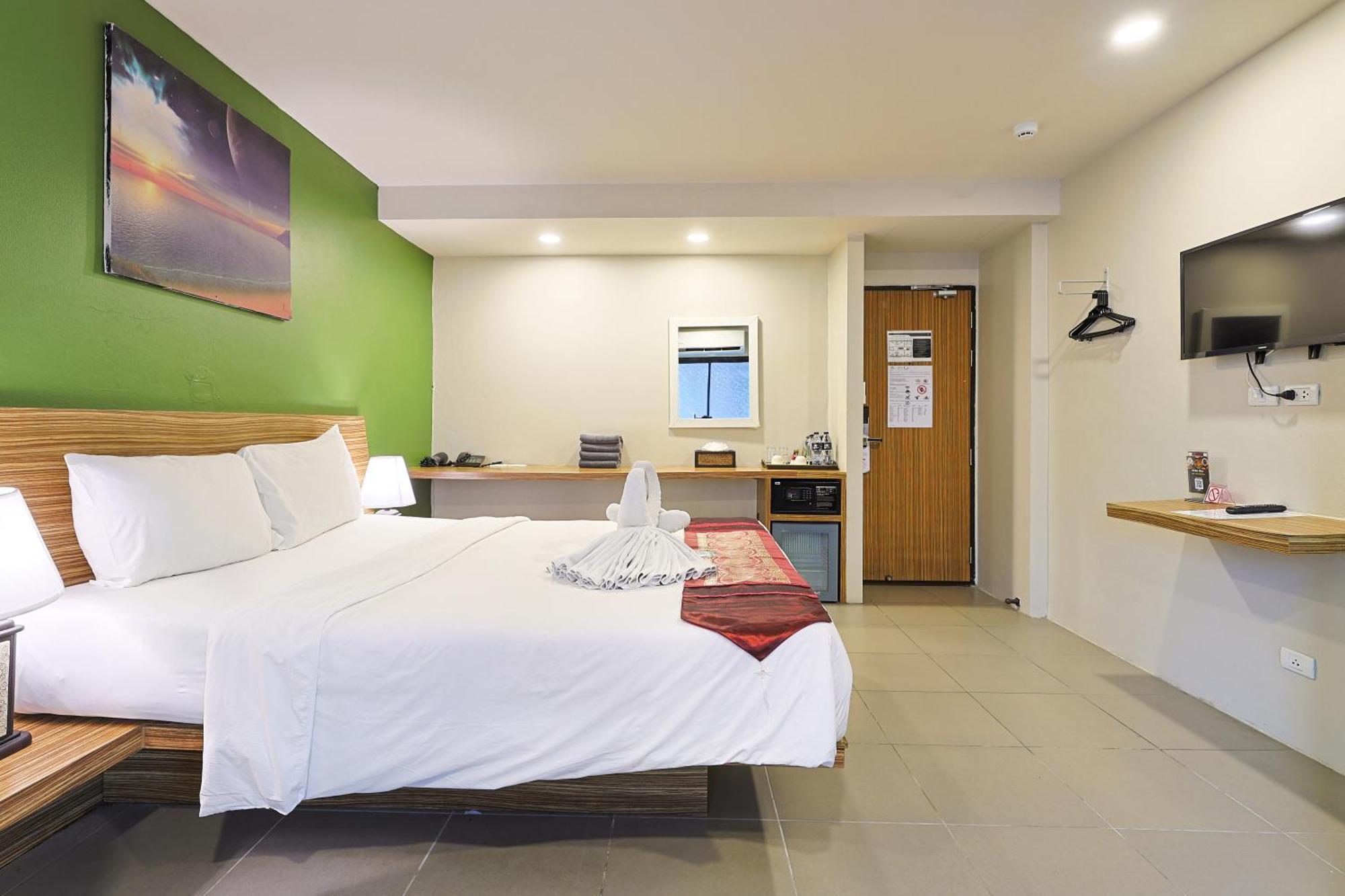 Gu Hotel Patong Пхукет Номер фото