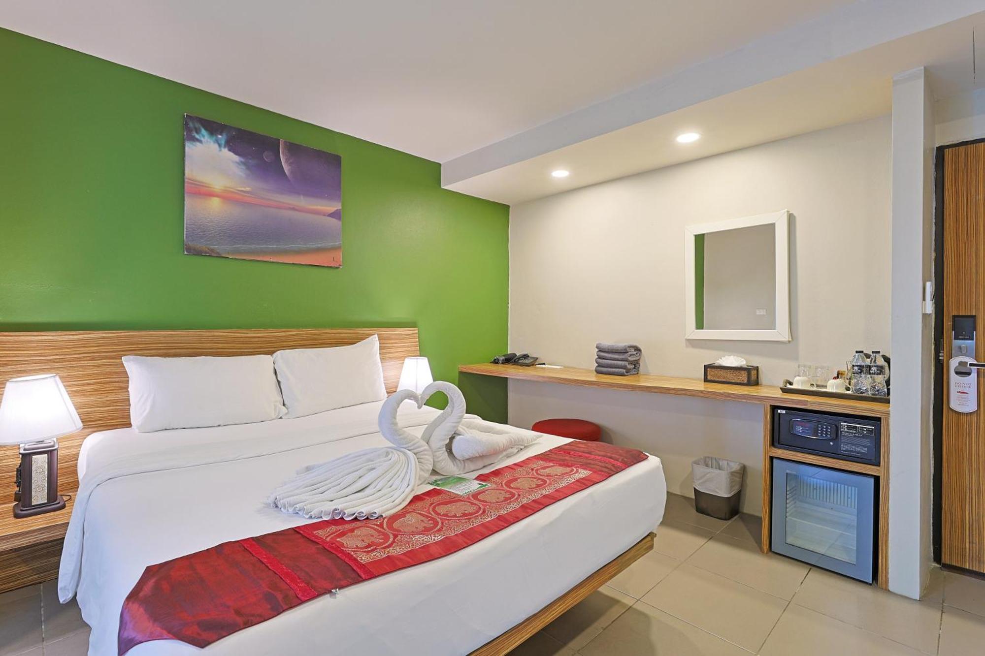 Gu Hotel Patong Пхукет Номер фото